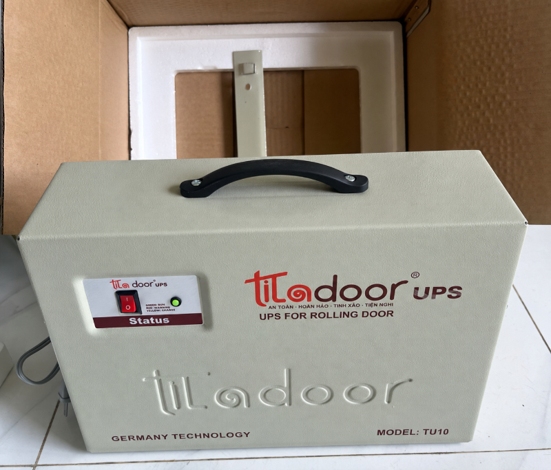 Bình lưu điện TITADOOR TU10-1000KG