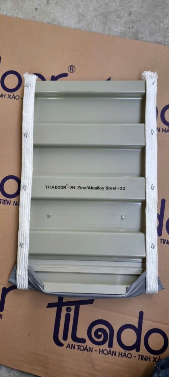 cửa cuốn TITADOOR PM701